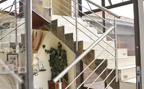 Lalela House Boutique Guesthouse - Free Wifi & Secure Parking